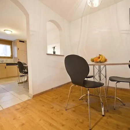 Haus Perelia C 公寓 *